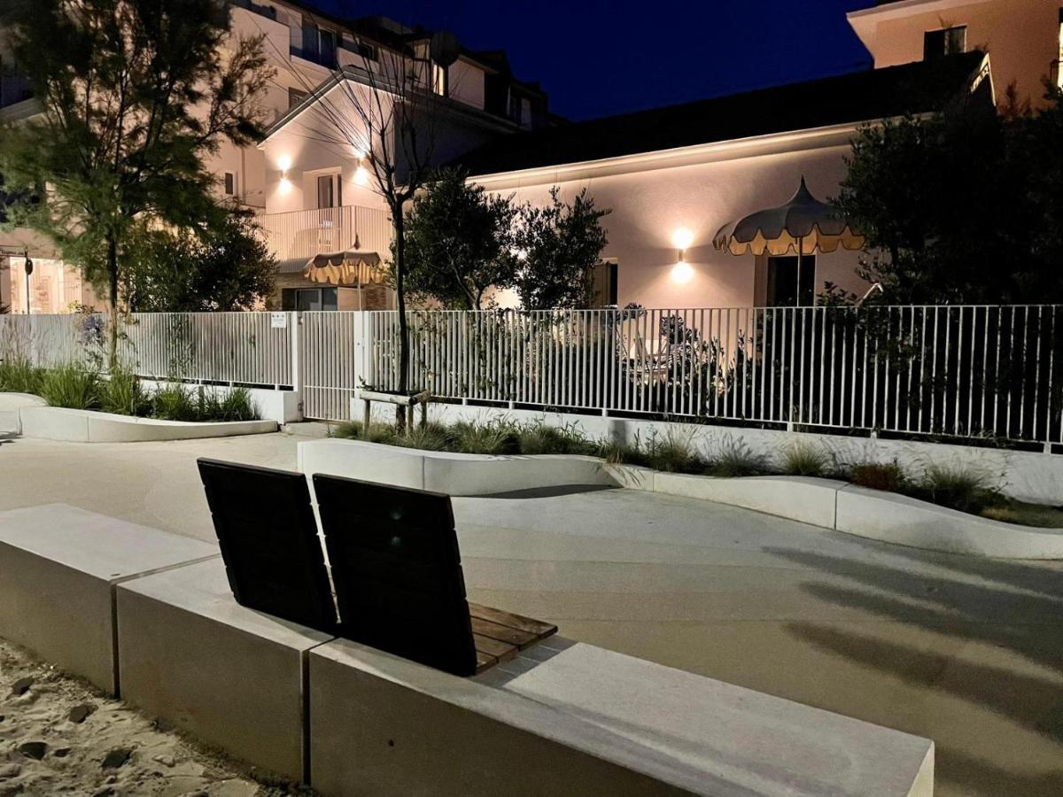 Villa Le Agavi Luxory Beach Surfhouse Bellaria-Igea Marina Eksteriør billede