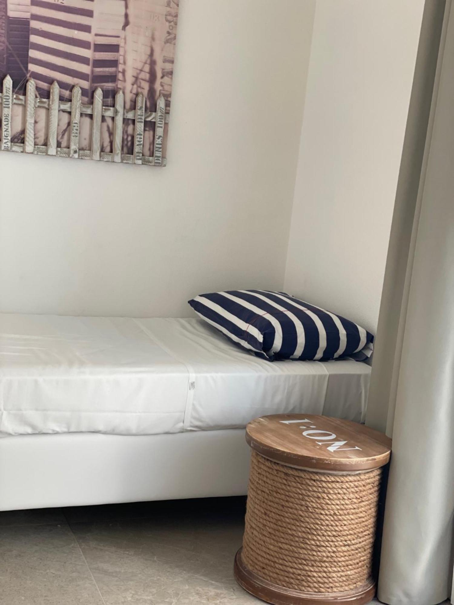 Villa Le Agavi Luxory Beach Surfhouse Bellaria-Igea Marina Værelse billede